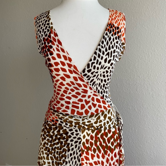 Banana Republic Animal Print Midi Dress - Picture 2 of 13